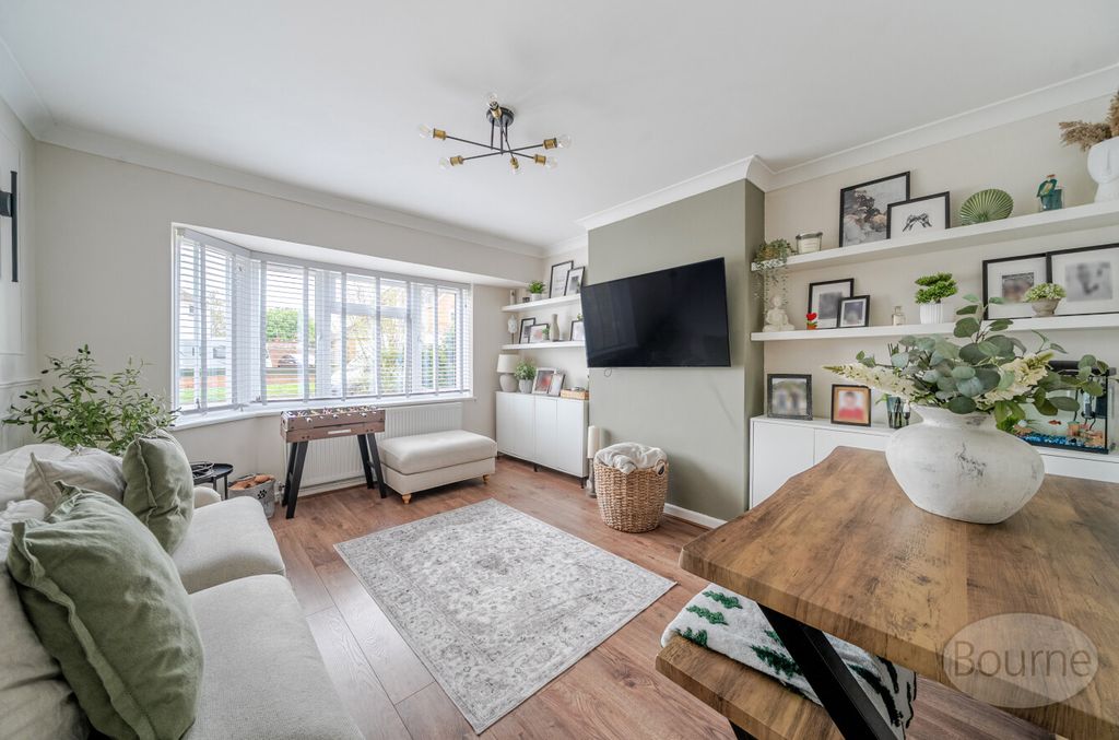 Property photo 2 of 22 766c7553-E8Ca-4d2...