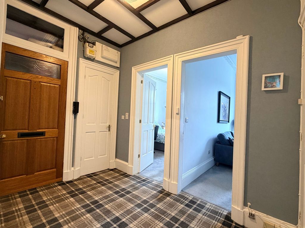 Property photo 2 of 17 Hallway