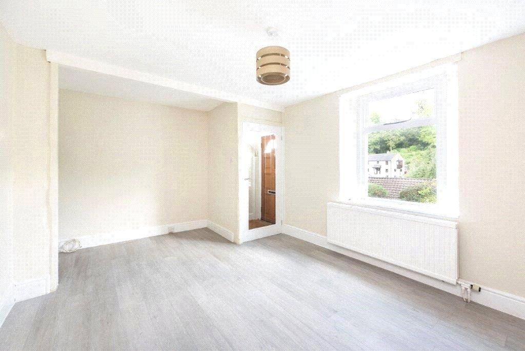 Property photo 2 of 11 Picture No. 13