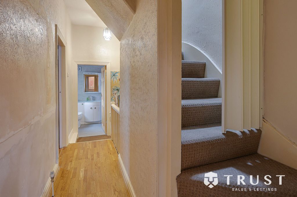Additional image 23 of 4 bed semi-detached house for saleDeighton Lane, Batley WF17