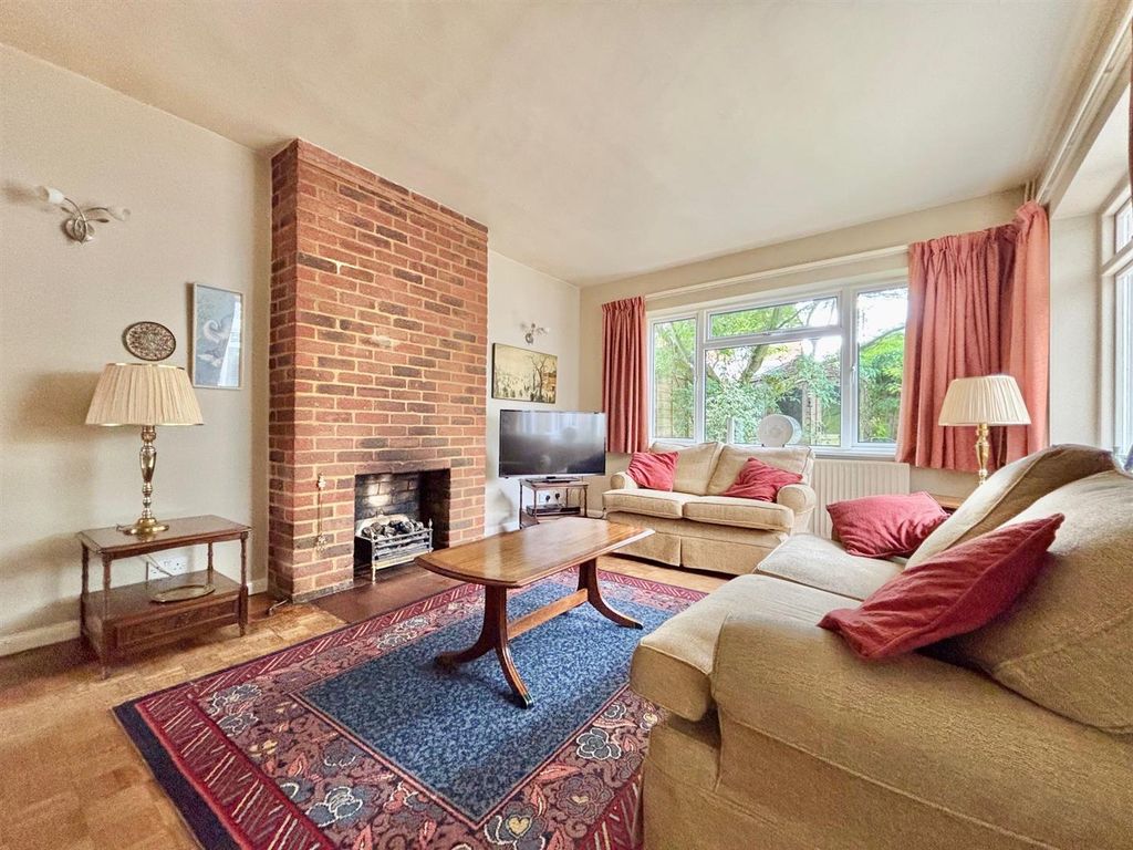 Property photo 2 of 19 Newsit1.Jpg