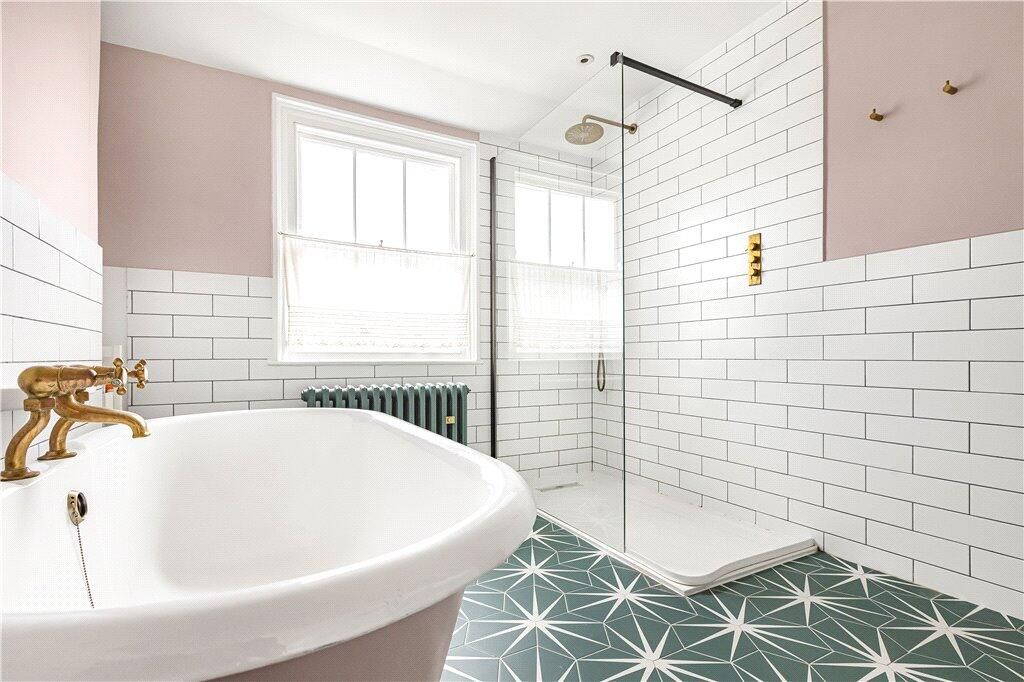 Property photo 3 of 7