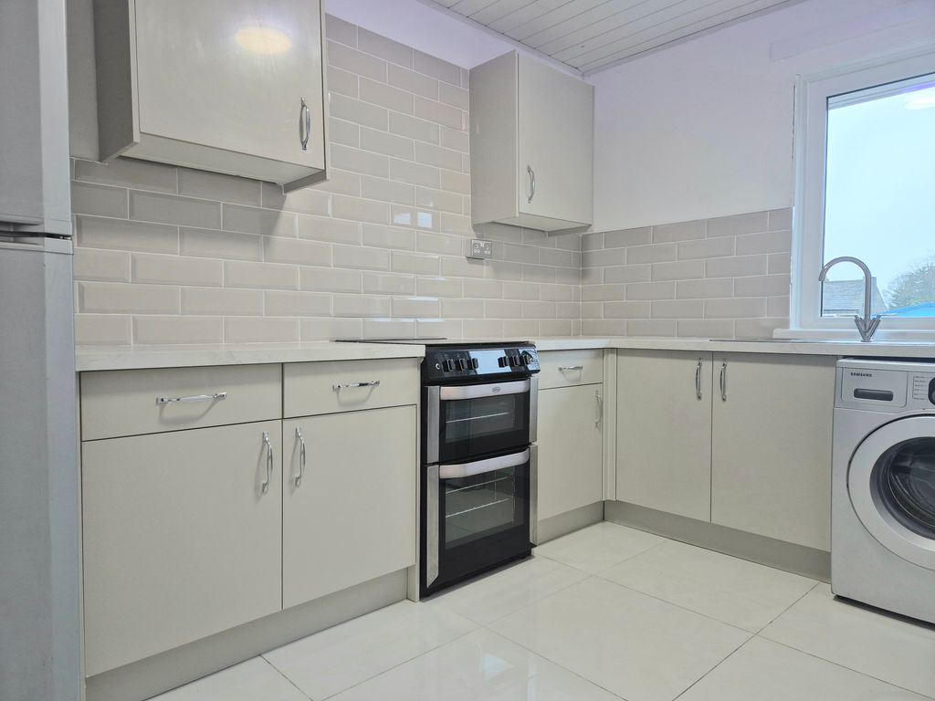 Property photo 1 of 7 Image