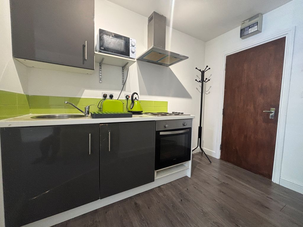 Property photo 2 of 9 Image