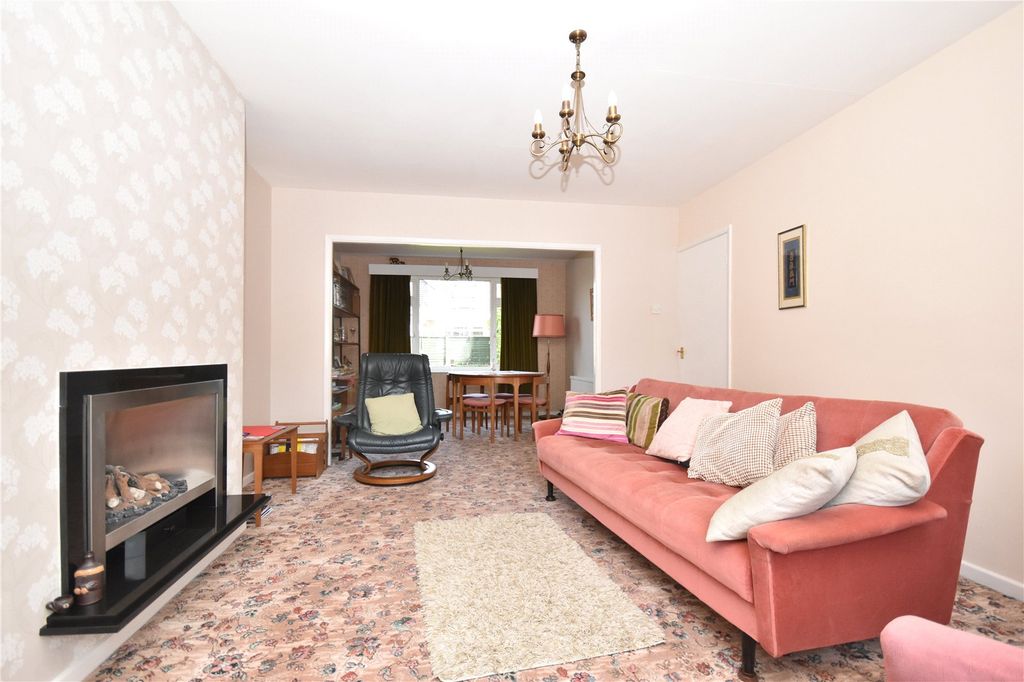 Property photo 2 of 19 Picture No. 22