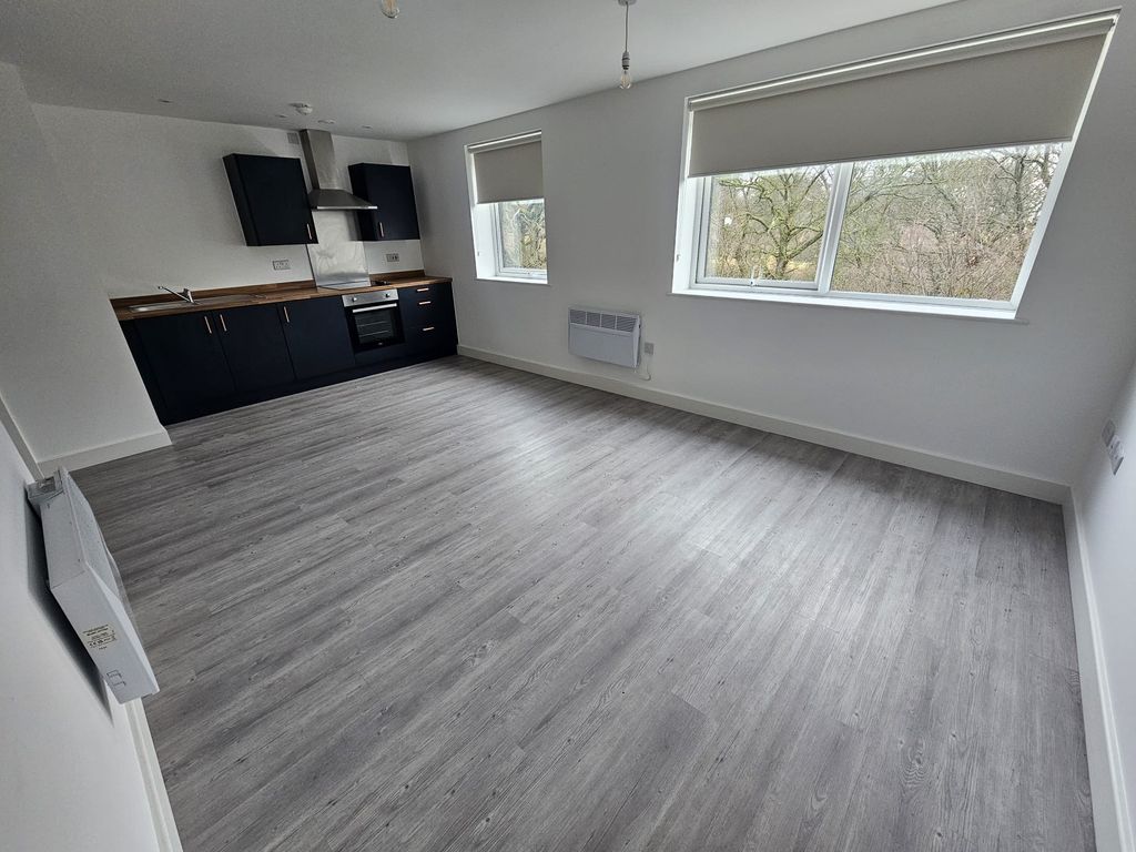 Property photo 3 of 6