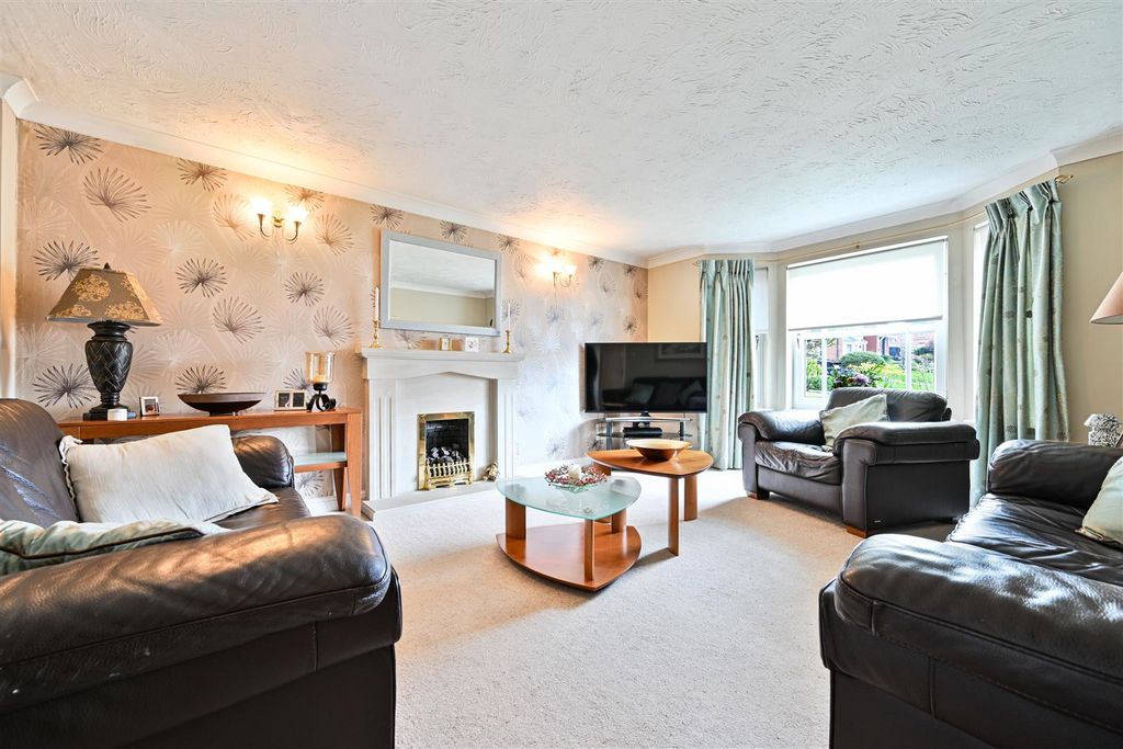 Additional image 4 of 4 bed detached house for saleClay Court, Motherwell ML1