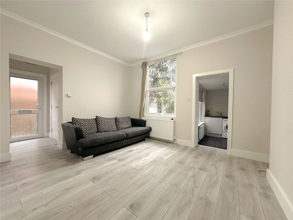 Property photo 3 of 8 Picture No. 03