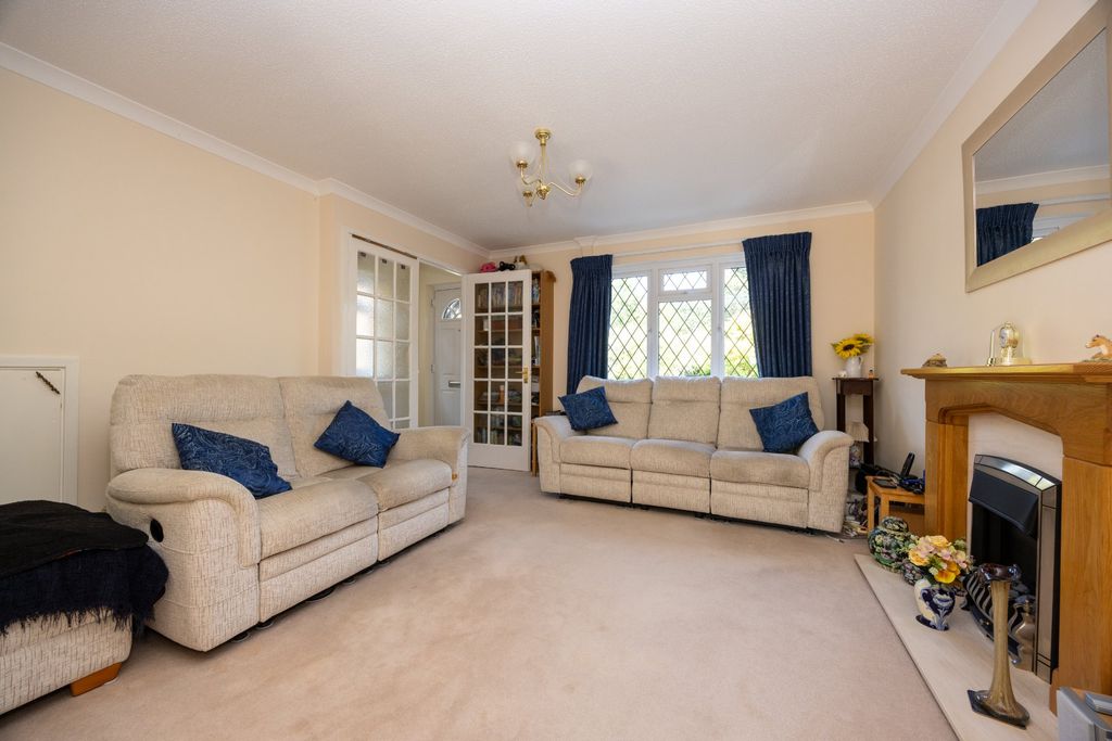 Property photo 3 of 29 Picture No. 36