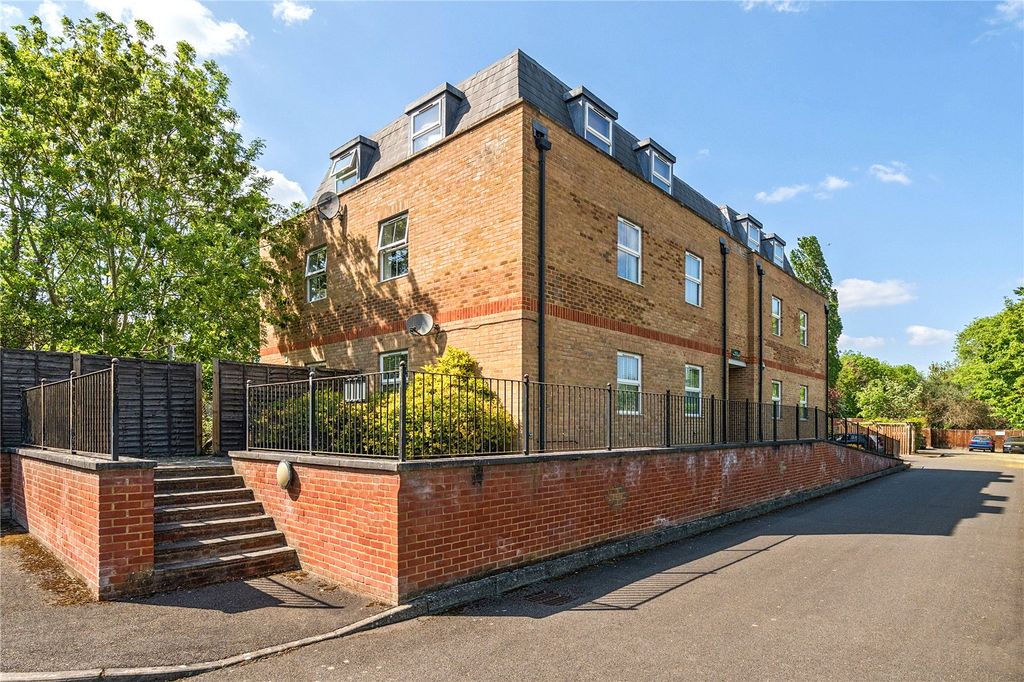 Property photo 1 of 10 Picture No. 04