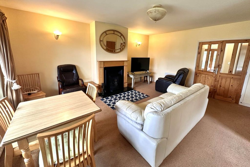 Property photo 2 of 8 <Alttext/>