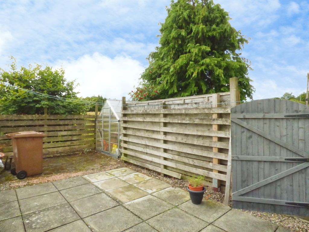 Property photo 2 of 27 Rear Garden