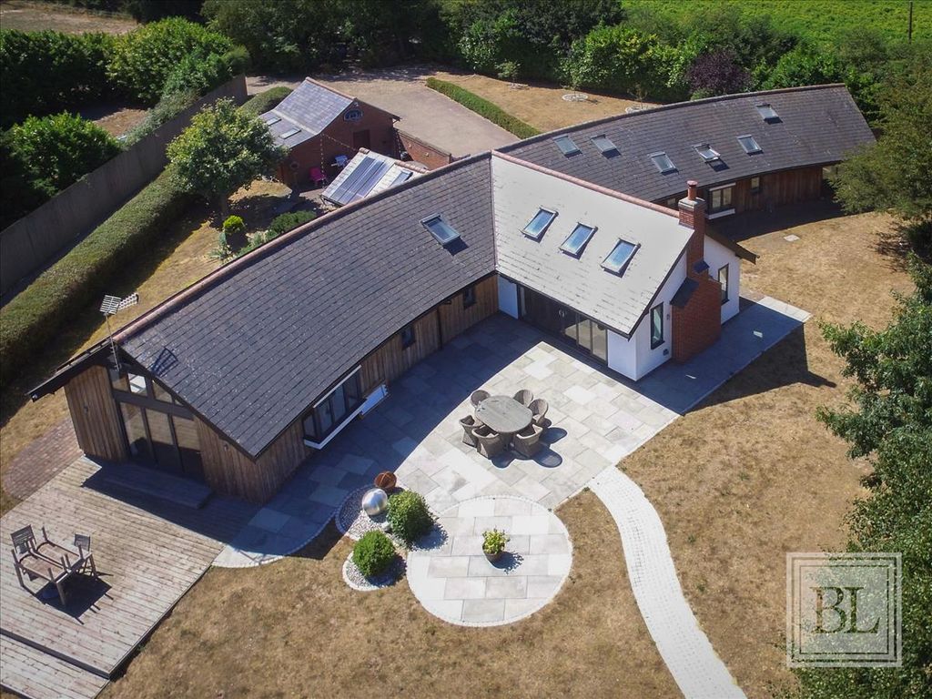 Property photo 1 of 34