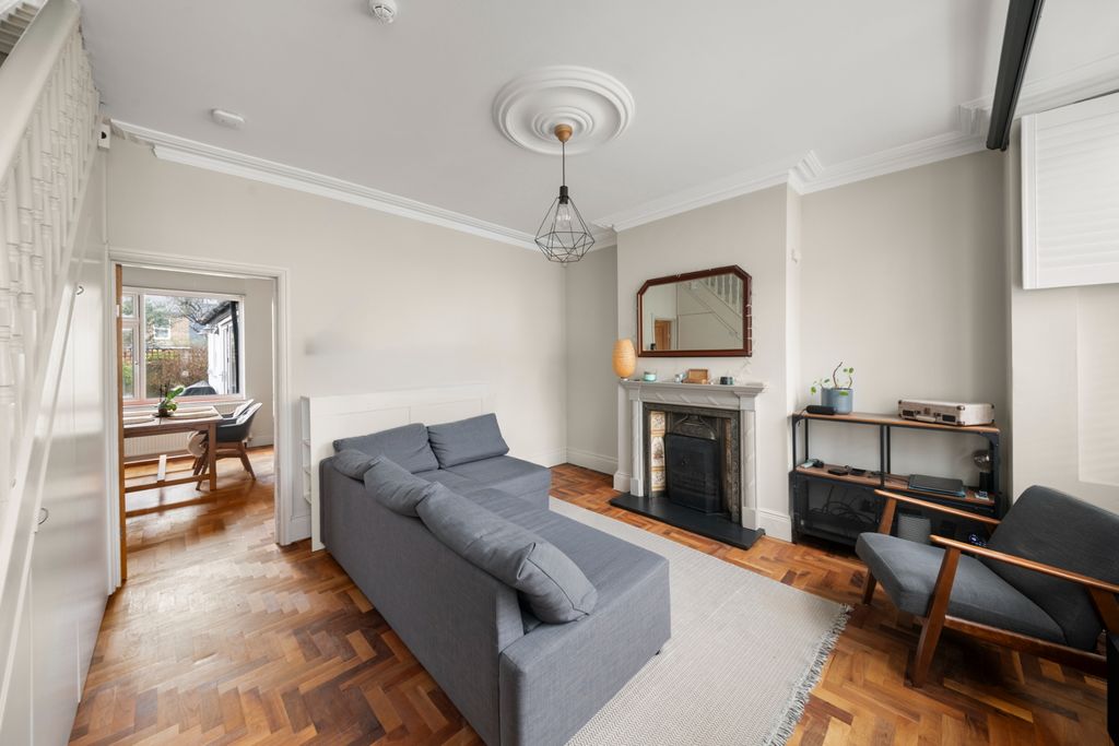 Property photo 2 of 12 Photo 2