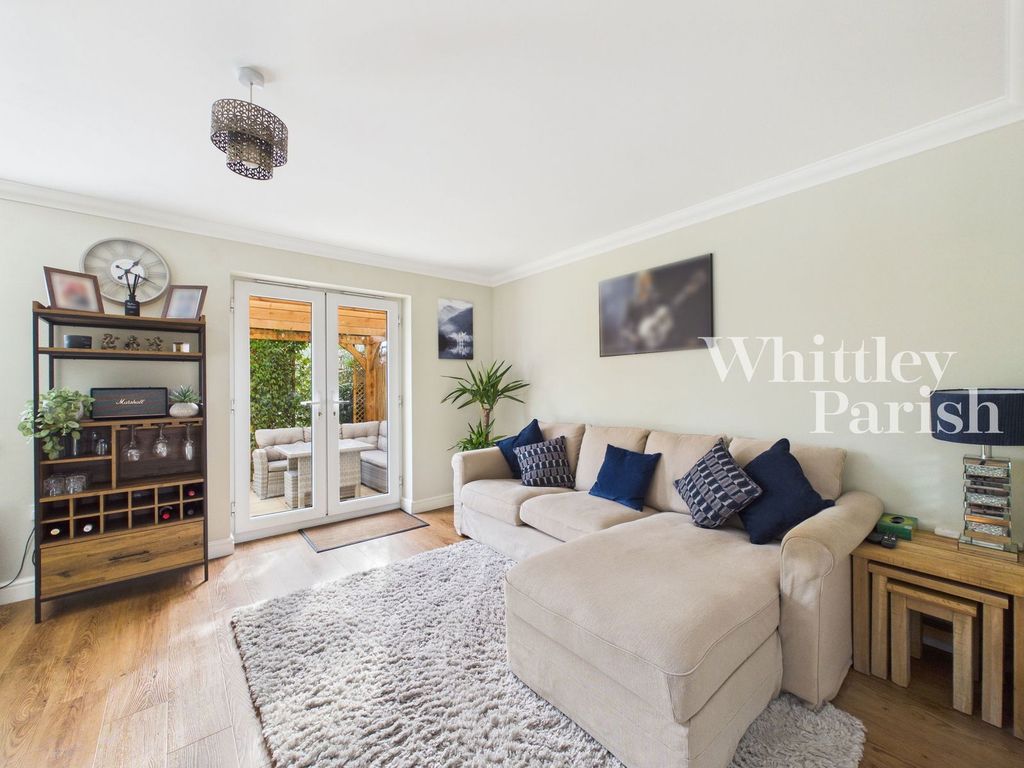 Property photo 3 of 25