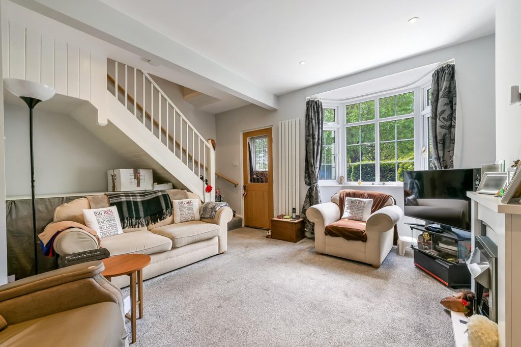 Additional image 5 of 3 bed semi-detached house for saleChurch Walk, Brentford TW8