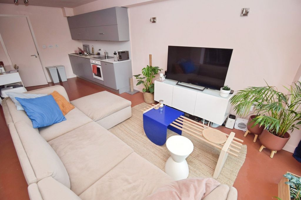 Property photo 2 of 22 Living Area