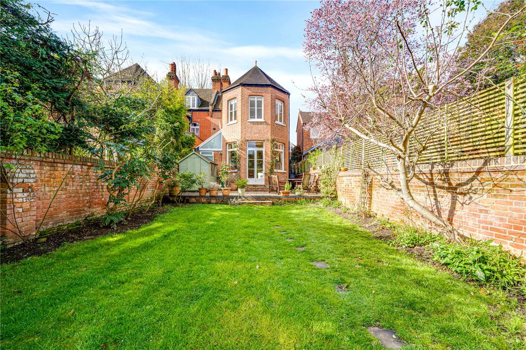 Property photo 3 of 17 Picture No. 28