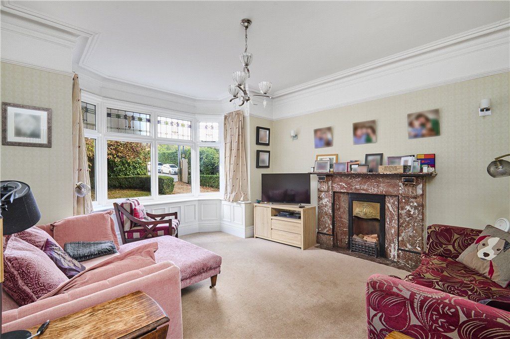 Property photo 2 of 26 Sitting Room