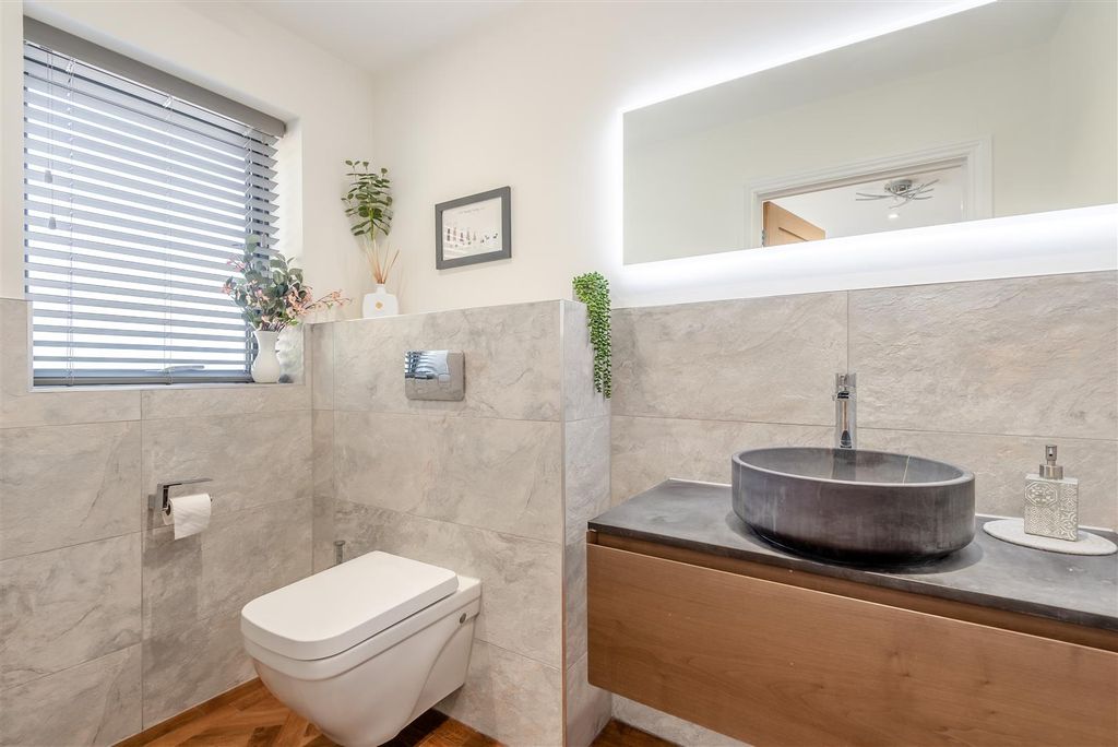Additional image 16 of 7 bed detached house for saleThe Moorlands, Four Oaks Estate B74