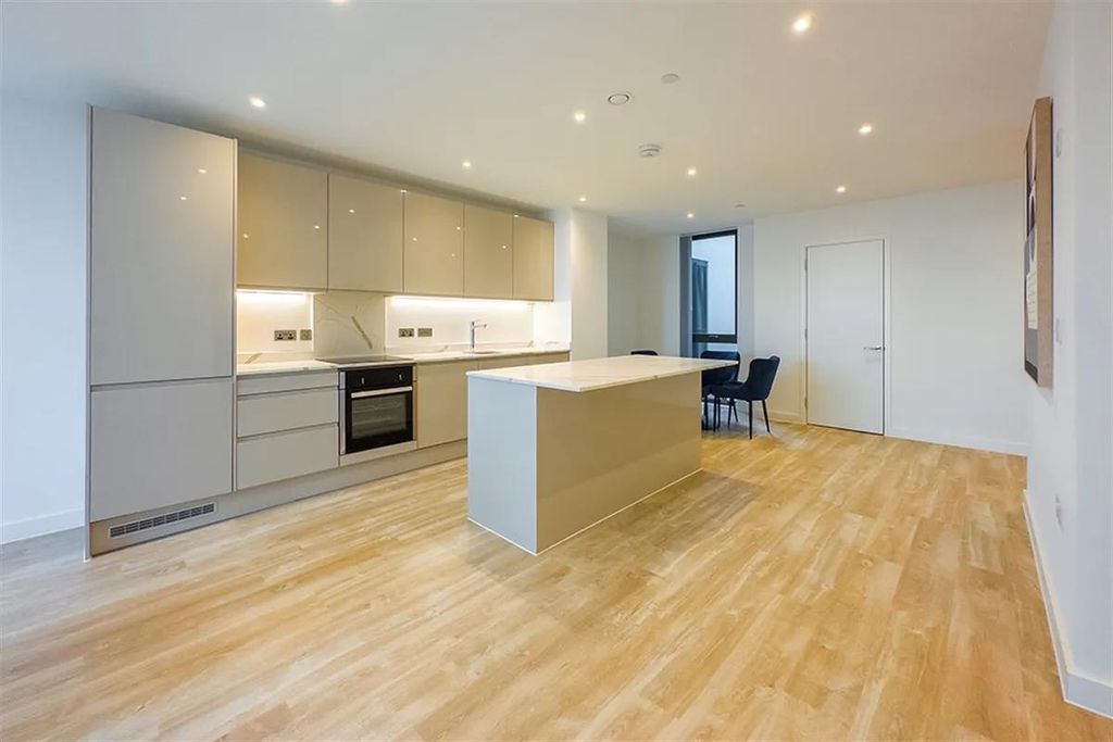 Property photo 1 of 8 10973B2ee80F050Cfe4208A84De0B82E37d79657.Png