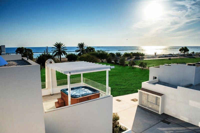 Property photo 2 of 3 Sea View (Artist...