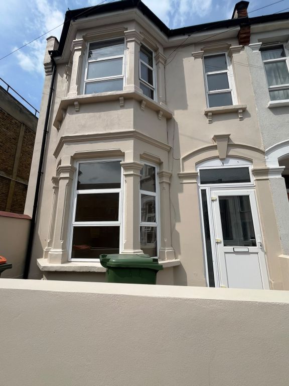 Property photo 1 of 14 4 Bed End Terrace To Rent Kensington Avenue, London E12