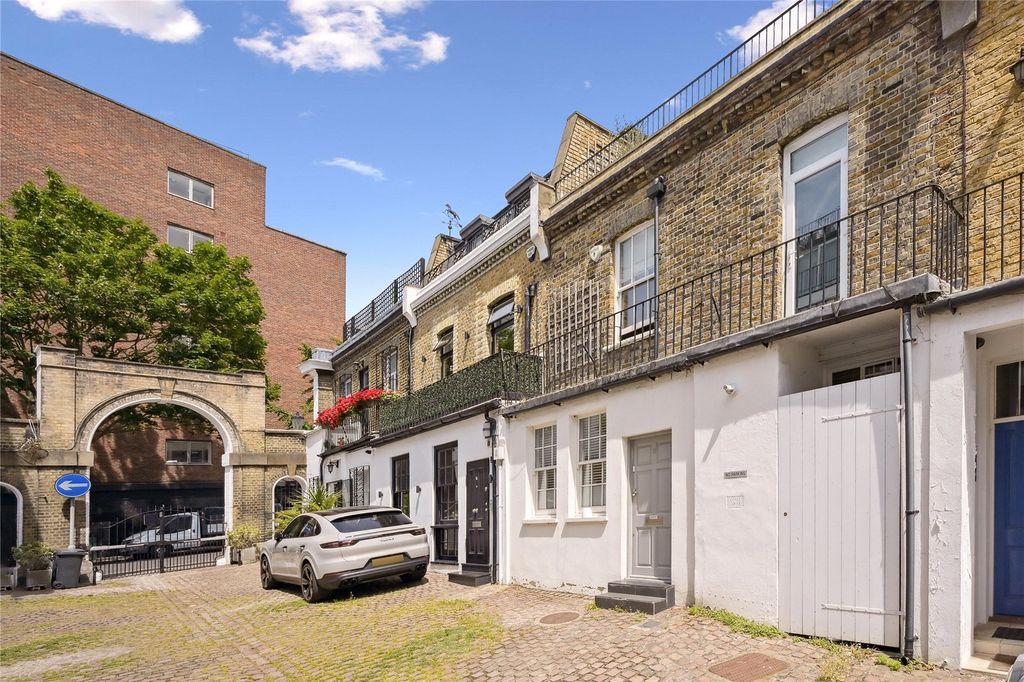 Property photo 1 of 14 Mews