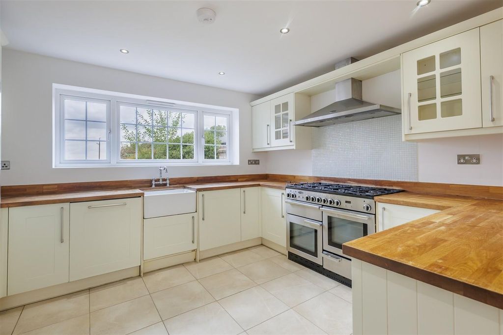 Property photo 2 of 46 2 Bell Farm Cottages (12).Jpg