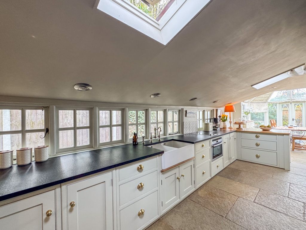 Property photo 2 of 59 Img_9065