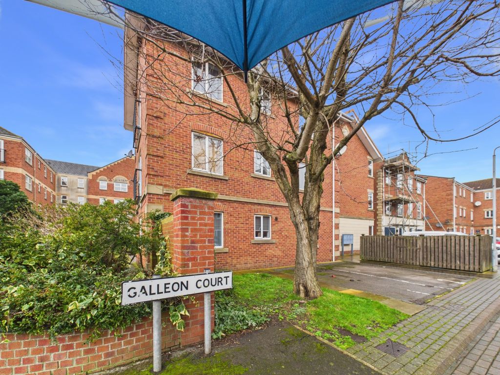 Property photo 1 of 15 4664431