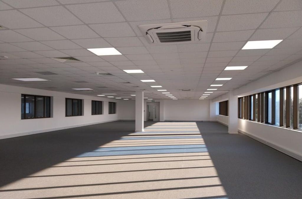 Property photo 3 of 9 Faraday261i.Jpg