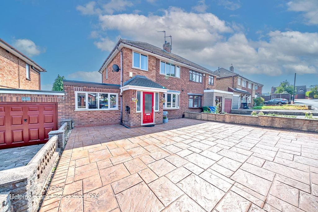 Property photo 1 of 34 Webbs -62.Jpg