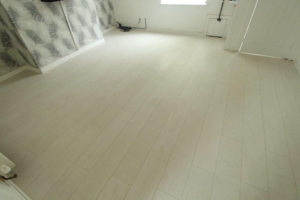 Property photo 2 of 25