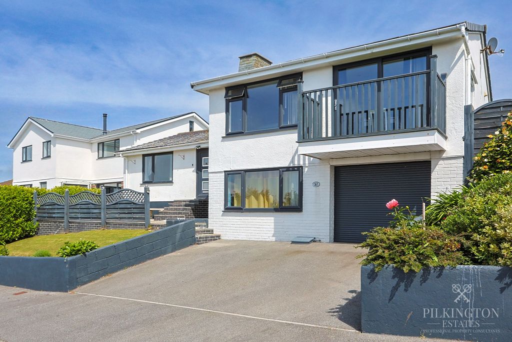 Property photo 1 of 25 5140221