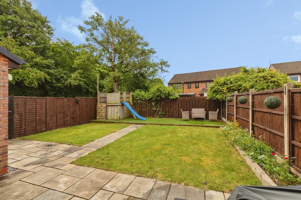 Property photo 3 of 20