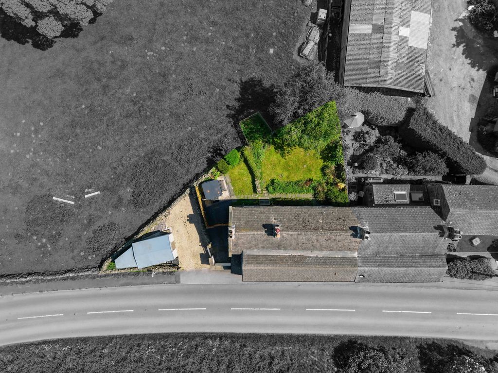 Property photo 3 of 45