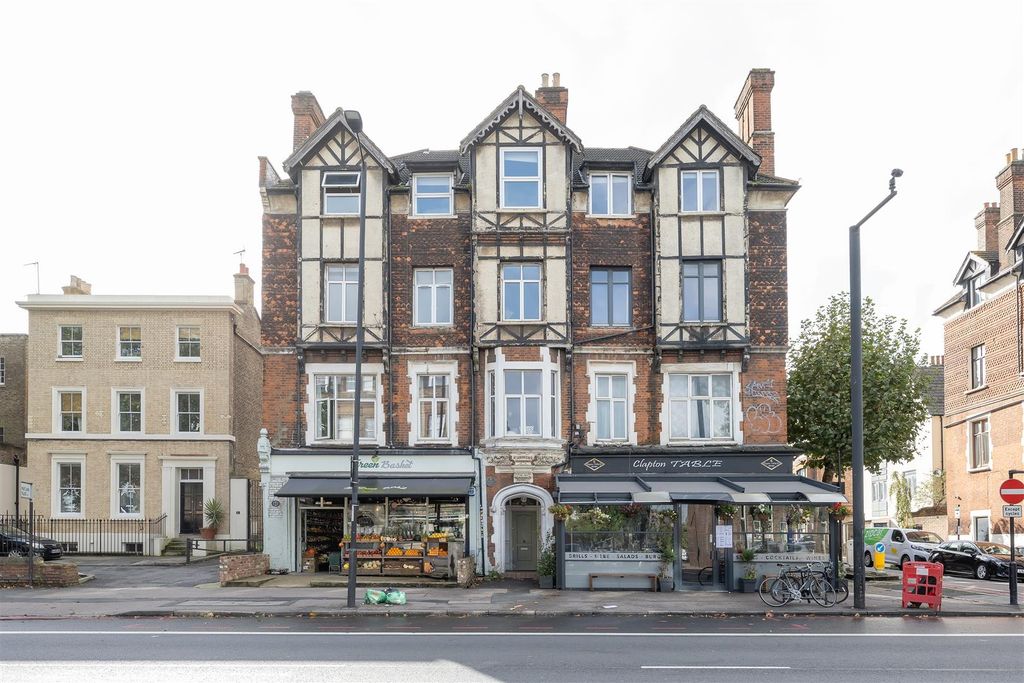 Property photo 1 of 22 Lower Clapton Road, E5