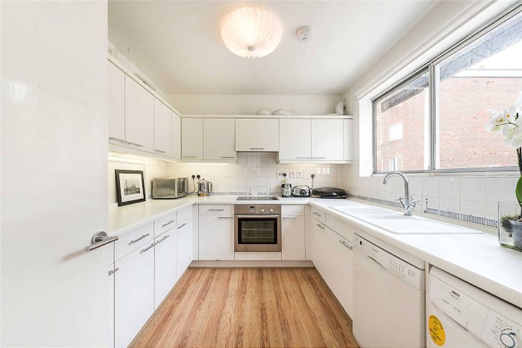 Property photo 1 of 11 Photo 2