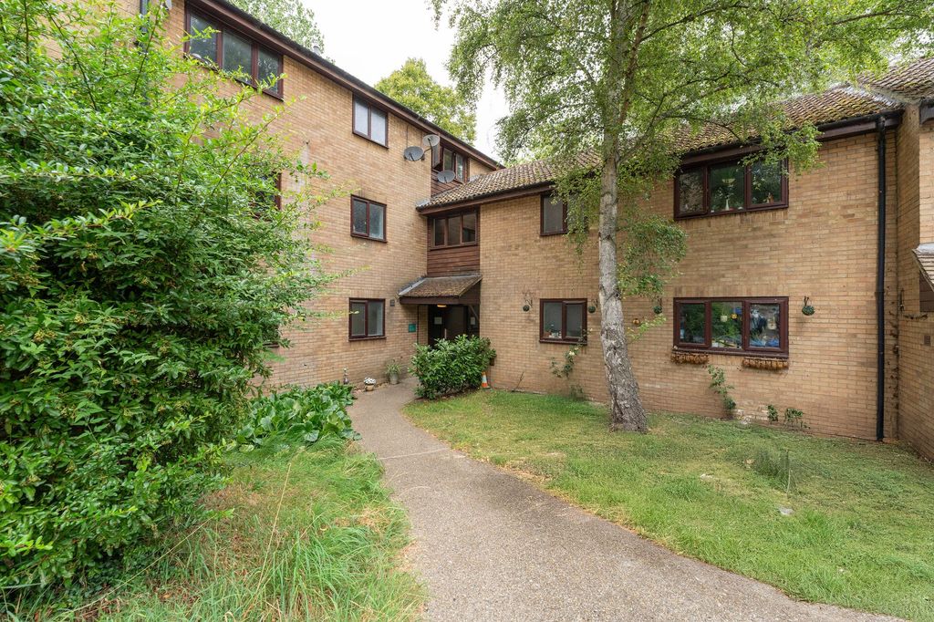 Property photo 1 of 10