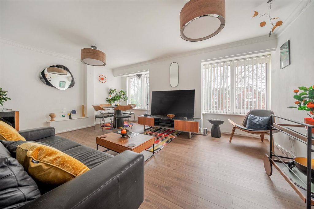 Additional image 5 of 2 bed flat for saleDe Parys Avenue, Bedford MK40