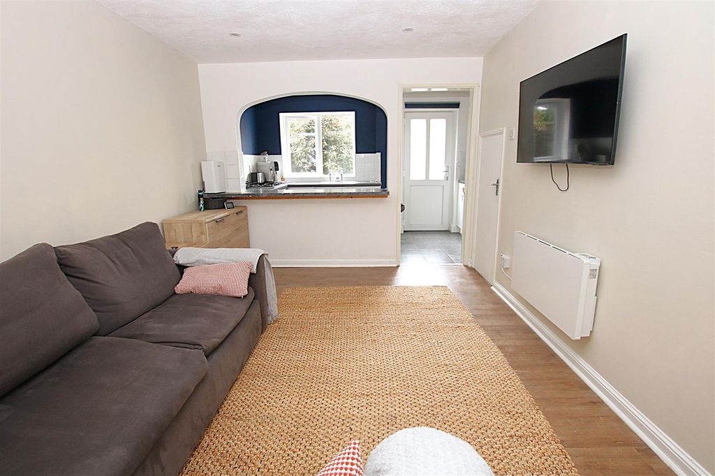Property photo 3 of 14 Img_0979.Jpg