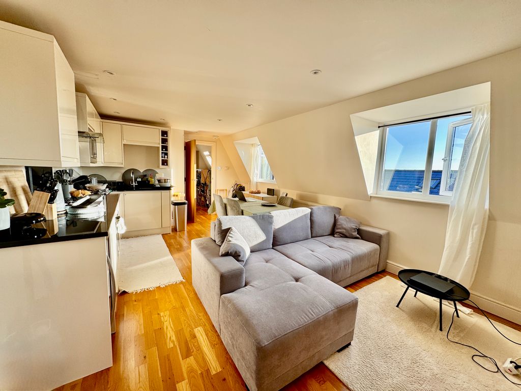 Property photo 1 of 4