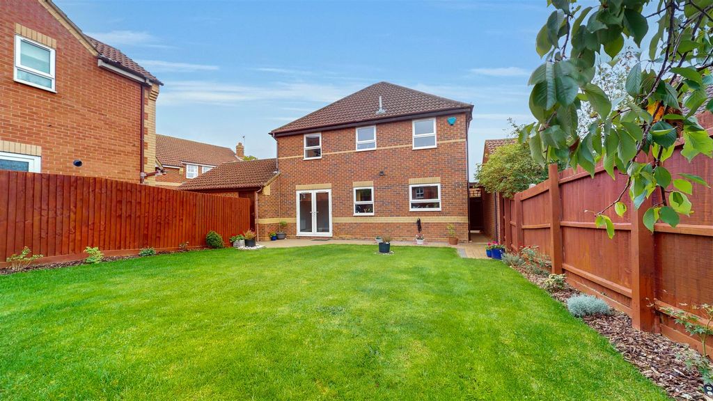 Property photo 3 of 24 10152025_231607.Jpg