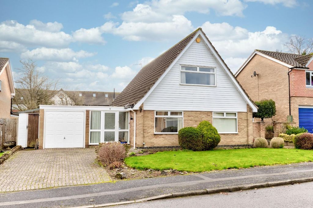 Property photo 1 of 18