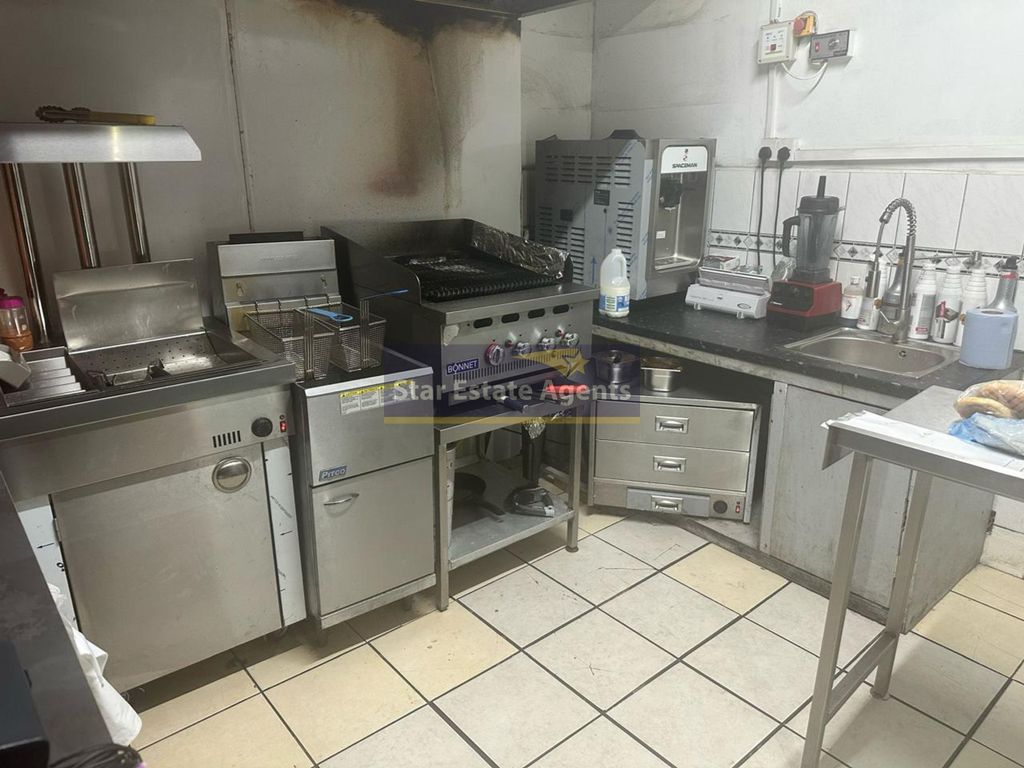 Property photo 3 of 7 Photo-2025-05-19-16-15-02 (3)