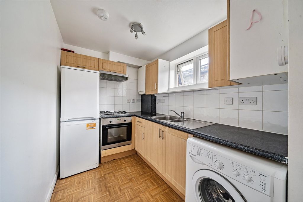 Property photo 1 of 12 Picture No. 21