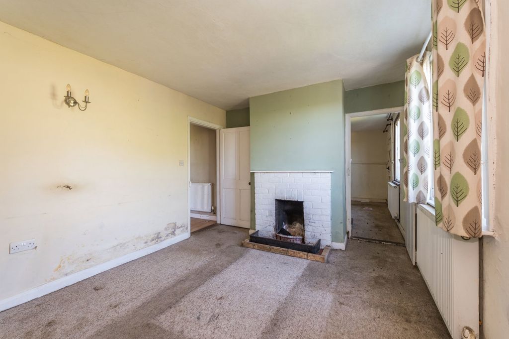 Property photo 3 of 16