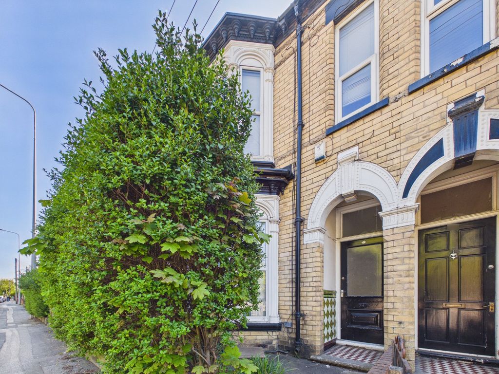 Property photo 1 of 12 4578510