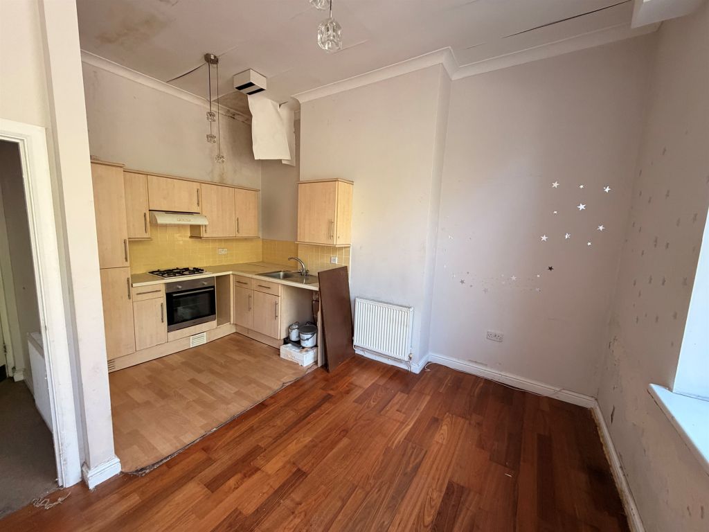 Property photo 3 of 7